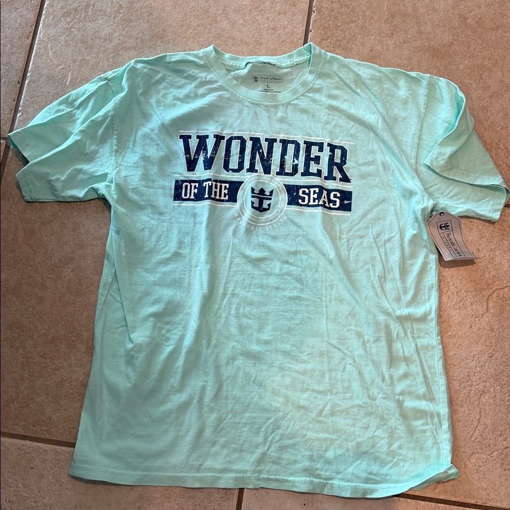 Royal Caribbean, Wonder of the seas, size large, short sleeve T-shirt NWT